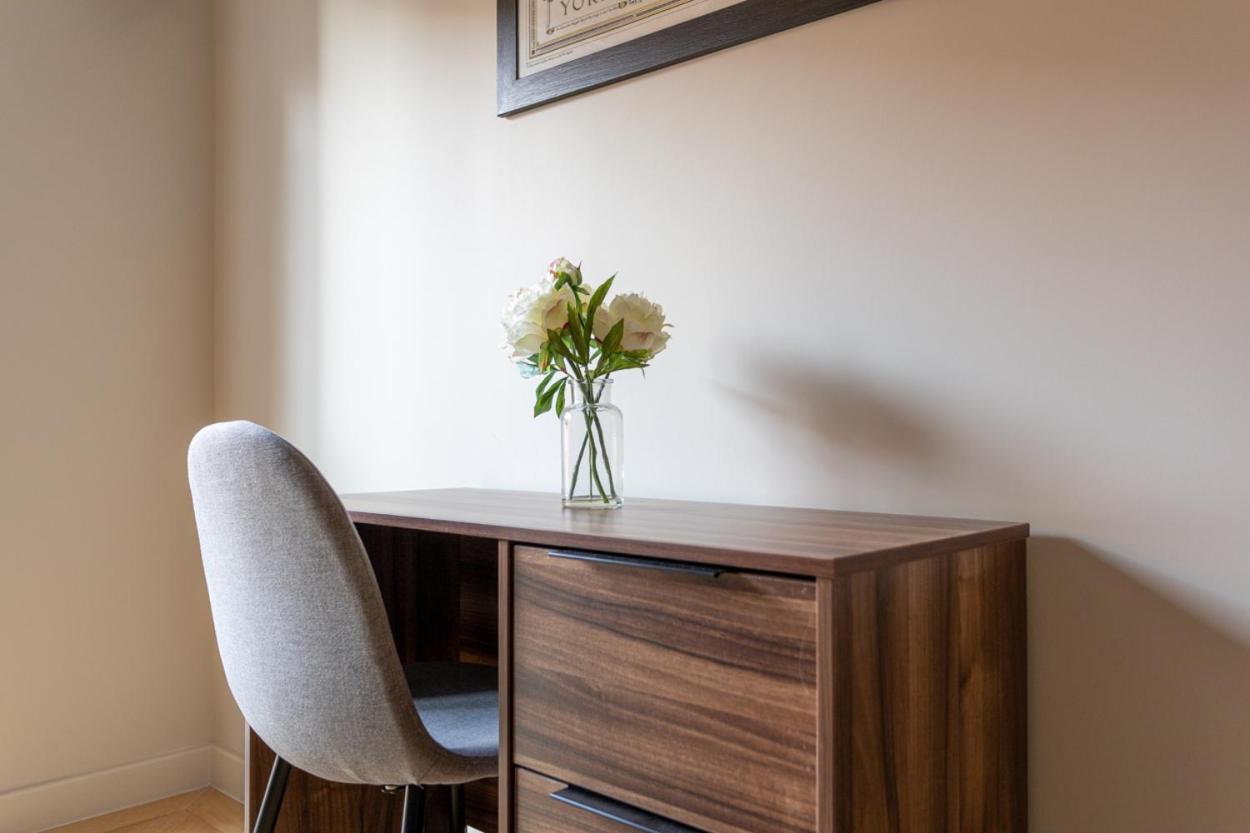 Kings Apartments, Hudson Quarter York Ngoại thất bức ảnh